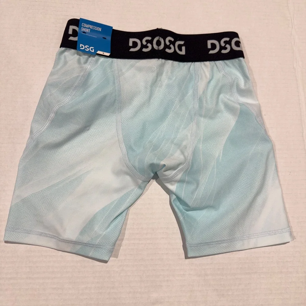 DSG Boys Light Blue AI Formations Print Compression Shorts Size Medium 10-12 NWT